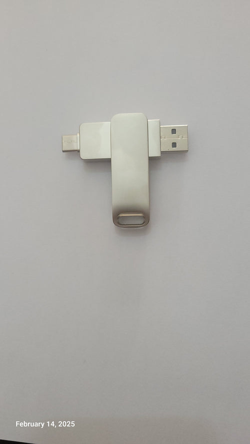 16TB USB Flash Drive (Type A and C) (Product Size: L=6.5cm B=1.8cm H=1.0cm) - Always Format a New Drive before use