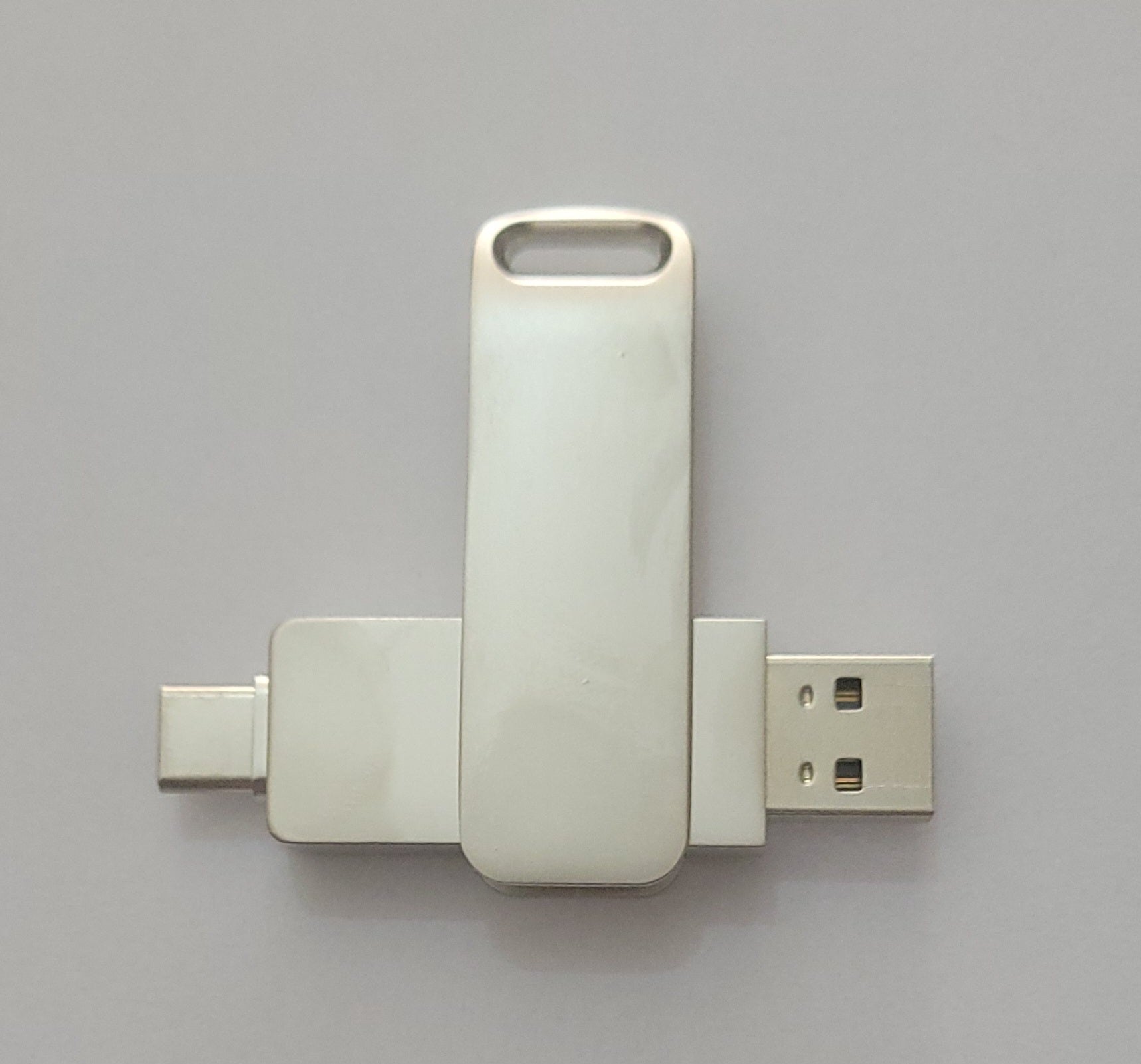 16TB USB Flash Drive (Type A and C) (Product Size: L=6.5cm B=1.8cm H=1.0cm) - Always Format a New Drive before use